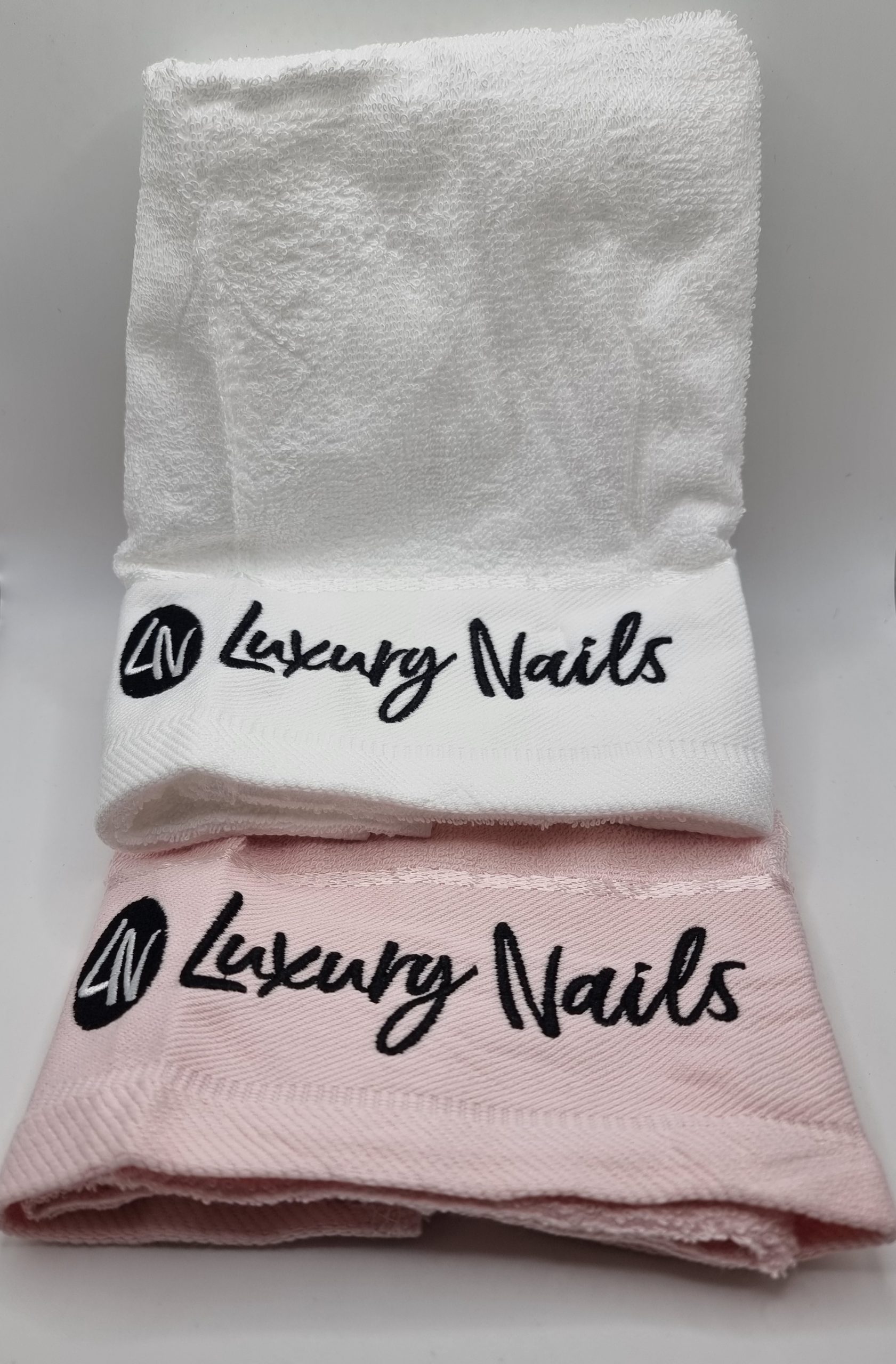 Luxury Nails by Attila Csemez - Textiltörölköző - Rózsaszín