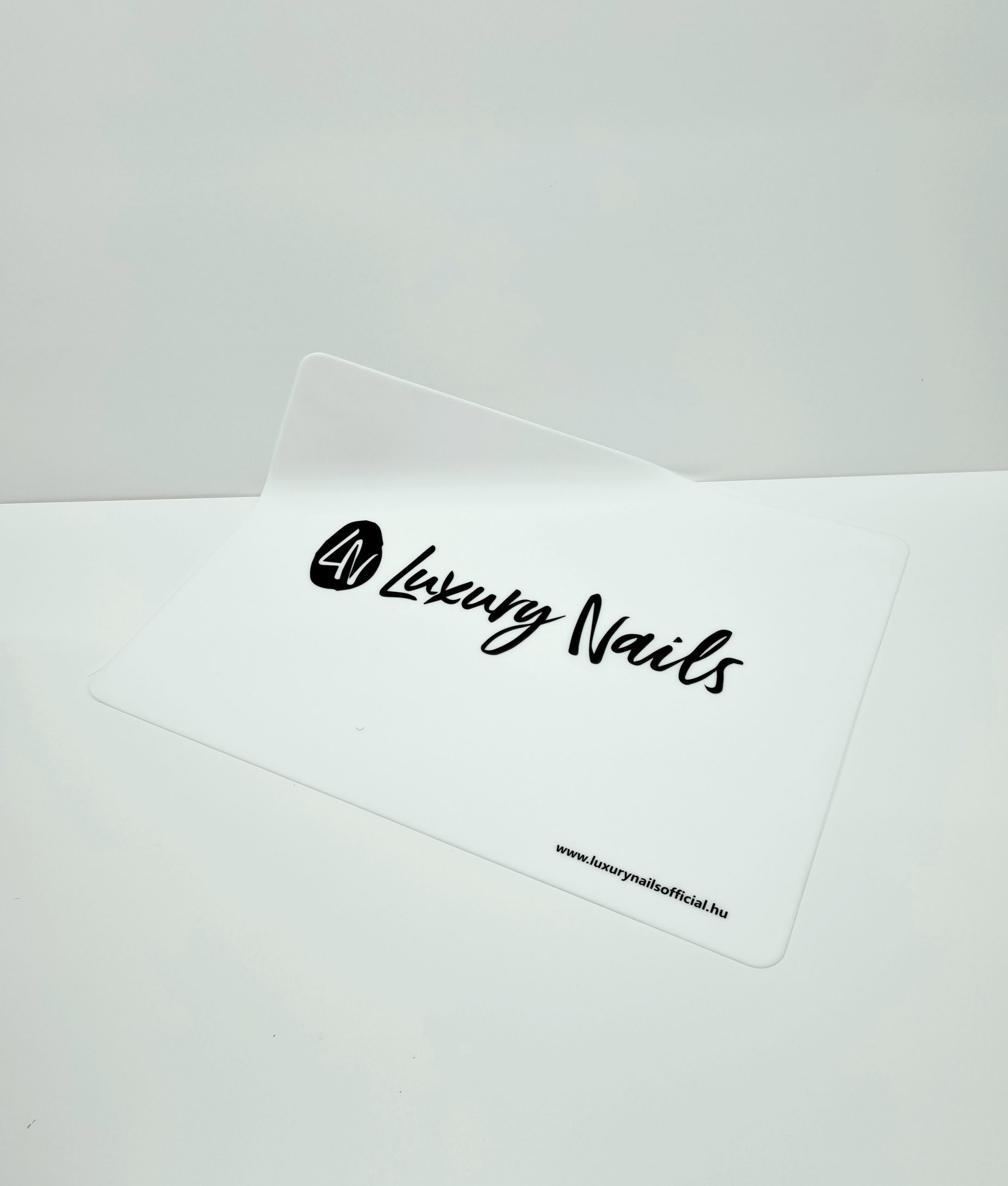Luxury Nails by Attila Csemez - Szilikon munkalap