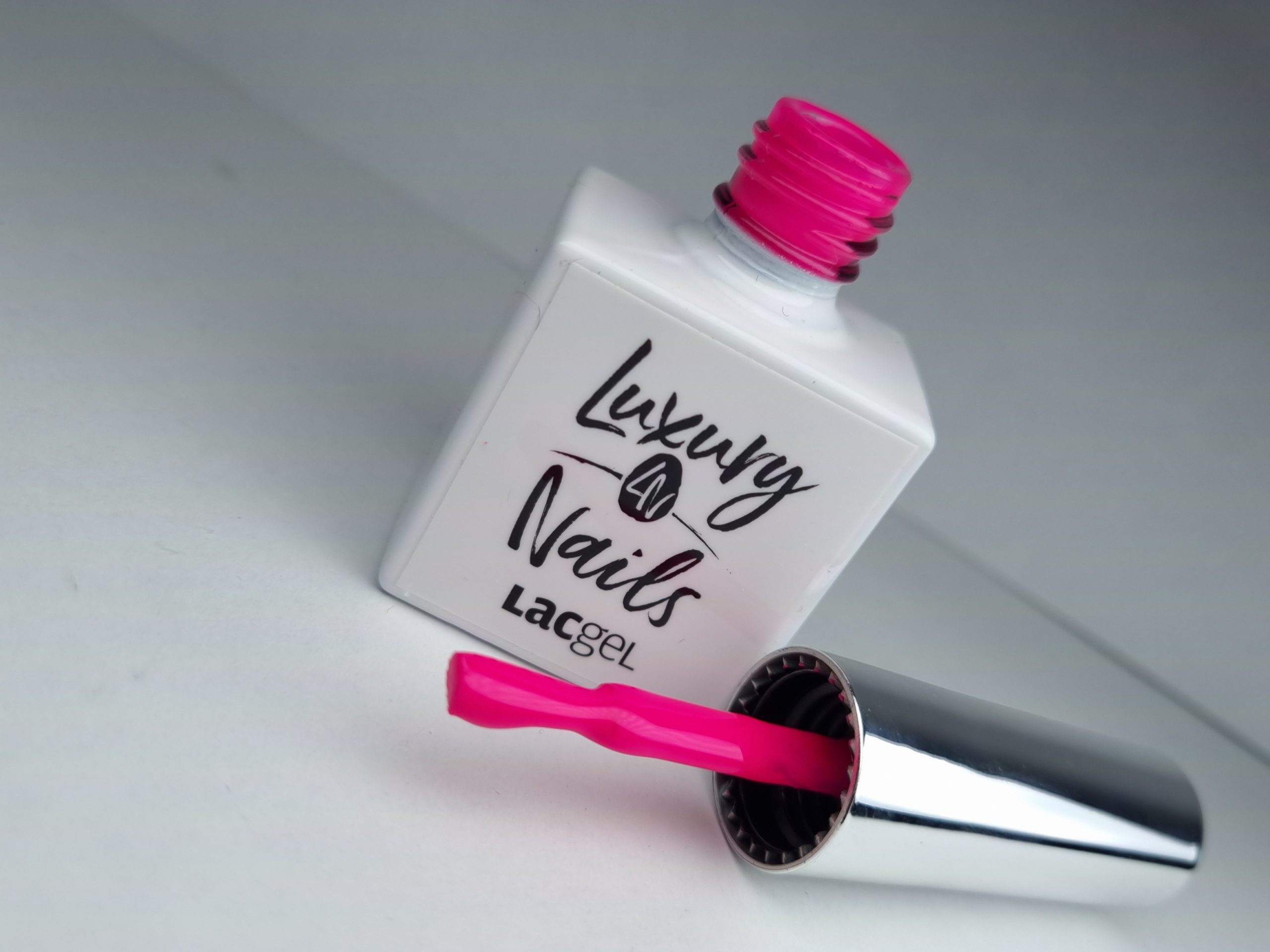 Luxury Nails by Attila Csemez - LacGel – 128