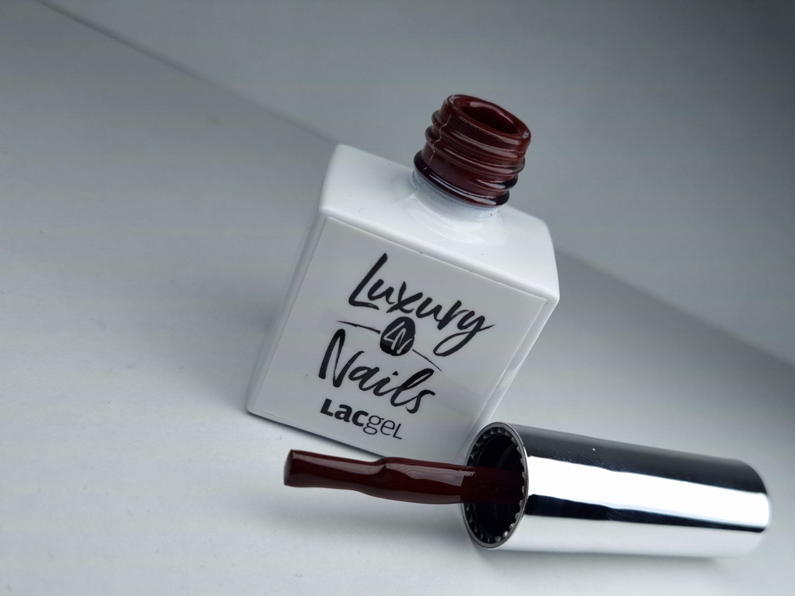 Luxury Nails by Attila Csemez - LacGel – 018