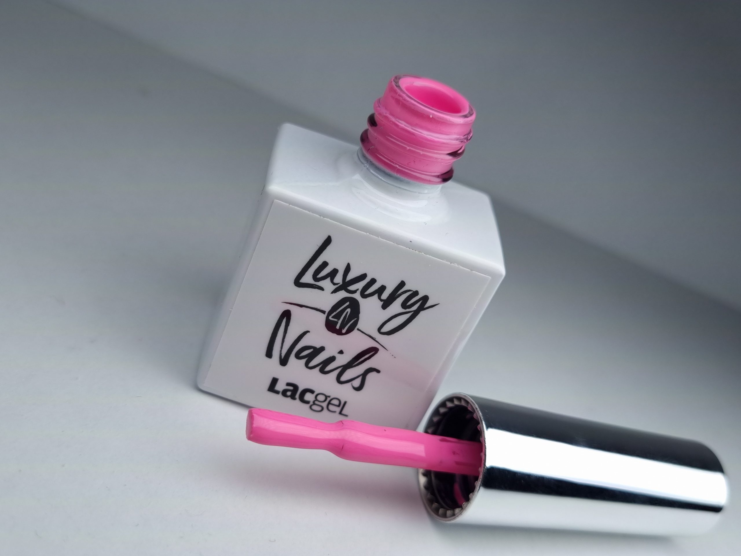 Luxury Nails by Attila Csemez - LacGel – 013