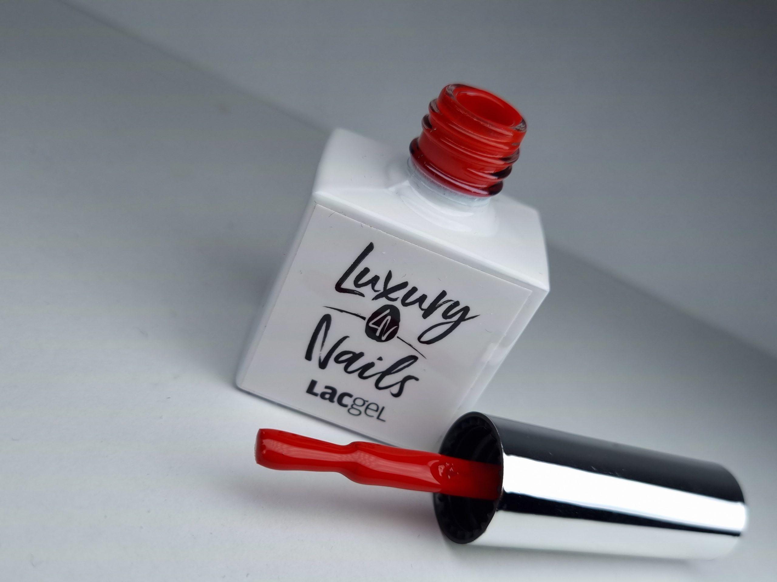 Luxury Nails by Attila Csemez - LacGel – 003