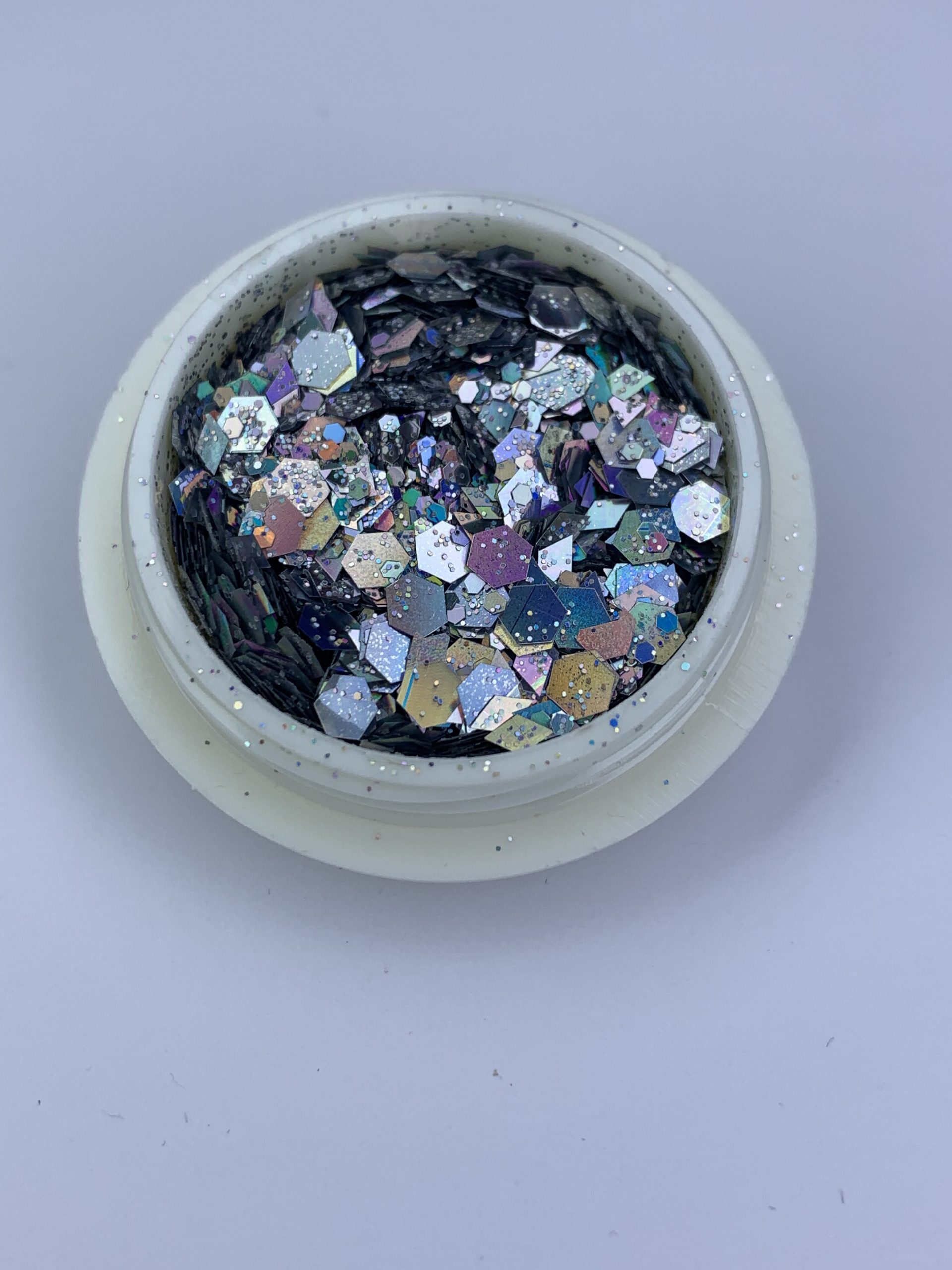 Luxury Nails by Attila Csemez - Dual holo glitter #1